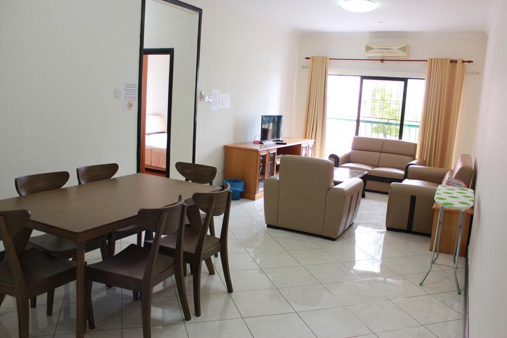 Homestay Marina Court Resort Kota Kinabalu Exterior foto
