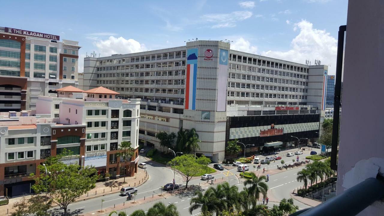 Homestay Marina Court Resort Kota Kinabalu Exterior foto